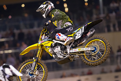 Suzuki_Factory_Racing_PR_1